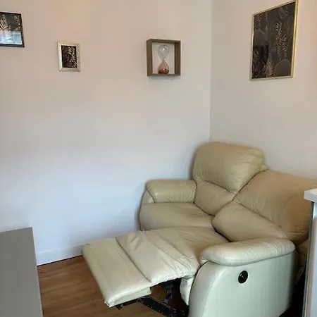 F2 A 500 M Centre Et Gare - 1er Etage Apartment