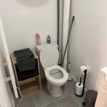 F2 A 500 M Centre Et Gare - 1er Etage Apartment